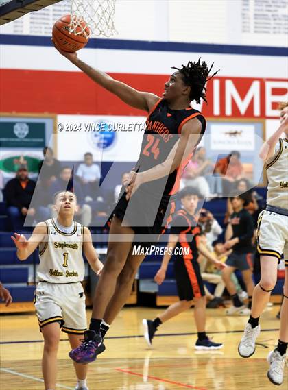 Thumbnail 3 in Medina Valley vs. Stephenville (Wimberley Hoopfest) photogallery.