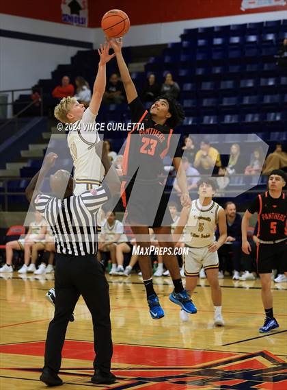 Thumbnail 2 in Medina Valley vs. Stephenville (Wimberley Hoopfest) photogallery.