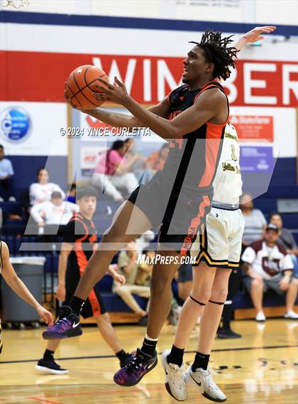 Thumbnail 1 in Medina Valley vs. Stephenville (Wimberley Hoopfest) photogallery.