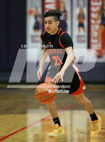 Thumbnail 3 in Medina Valley vs. Stephenville (Wimberley Hoopfest) photogallery.