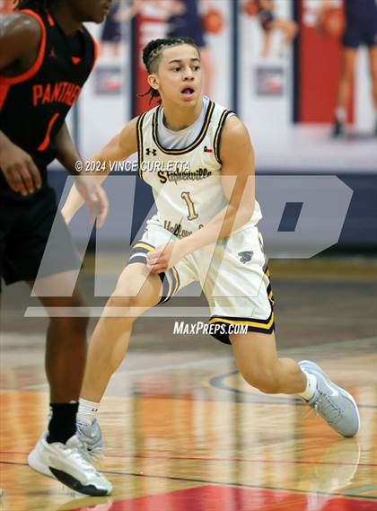 Thumbnail 3 in Medina Valley vs. Stephenville (Wimberley Hoopfest) photogallery.