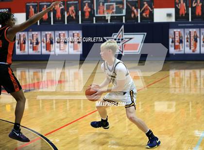 Thumbnail 1 in Medina Valley vs. Stephenville (Wimberley Hoopfest) photogallery.