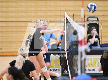 Thumbnail 2 in Tesoro @ Capistrano Valley photogallery.