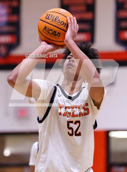 Thumbnail 3 in Purnell Swett @ South View (First Round United 8 Athletic Conference Tournament) photogallery.