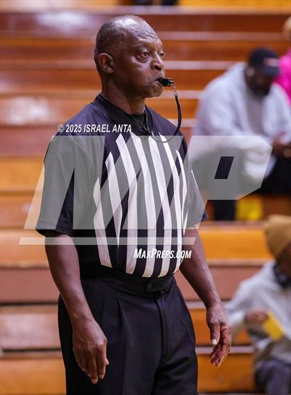 Thumbnail 1 in Purnell Swett @ South View (First Round United 8 Athletic Conference Tournament) photogallery.