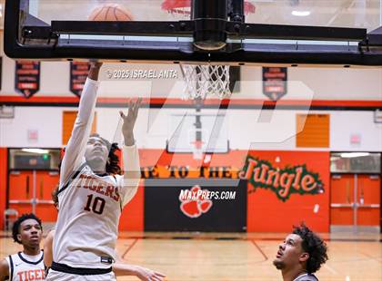 Thumbnail 2 in Purnell Swett @ South View (First Round United 8 Athletic Conference Tournament) photogallery.