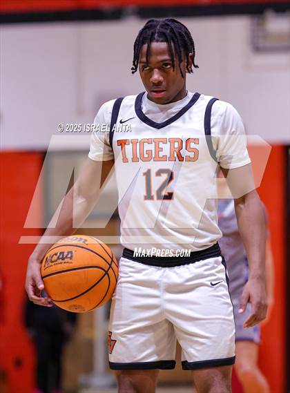 Thumbnail 2 in Purnell Swett @ South View (First Round United 8 Athletic Conference Tournament) photogallery.