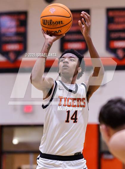 Thumbnail 3 in Purnell Swett @ South View (First Round United 8 Athletic Conference Tournament) photogallery.