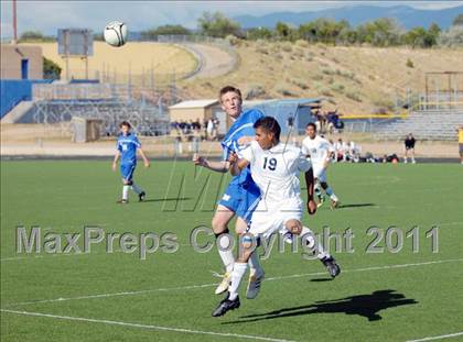 Thumbnail 1 in St. Michael's vs Santa Fe photogallery.