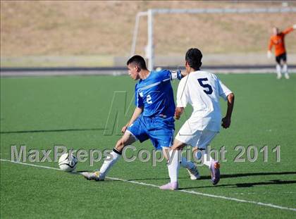 Thumbnail 1 in St. Michael's vs Santa Fe photogallery.
