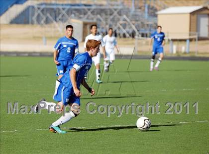 Thumbnail 2 in St. Michael's vs Santa Fe photogallery.