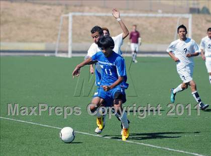 Thumbnail 2 in St. Michael's vs Santa Fe photogallery.