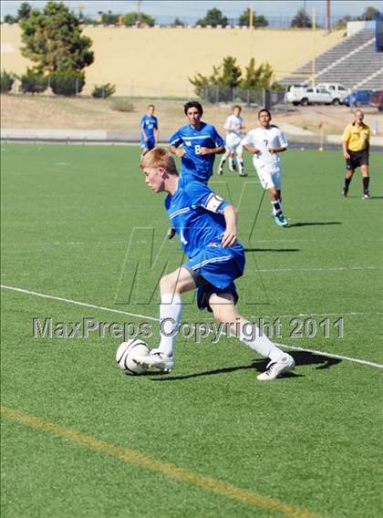 Thumbnail 2 in St. Michael's vs Santa Fe photogallery.