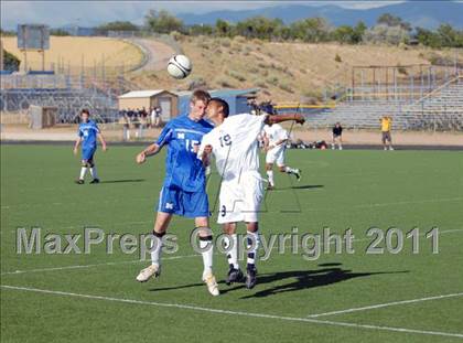 Thumbnail 3 in St. Michael's vs Santa Fe photogallery.