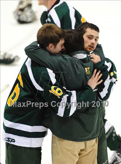 Thumbnail 2 in Hamden vs. Fairfield Prep (CIAC Division 1 Final) photogallery.