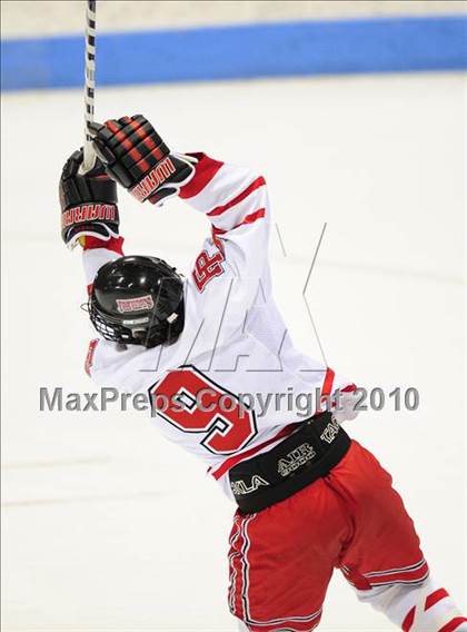 Thumbnail 1 in Hamden vs. Fairfield Prep (CIAC Division 1 Final) photogallery.