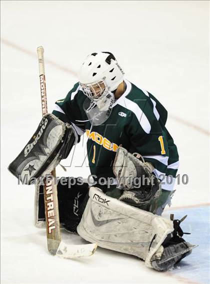 Thumbnail 3 in Hamden vs. Fairfield Prep (CIAC Division 1 Final) photogallery.