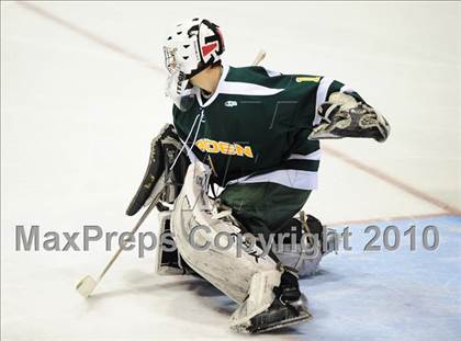 Thumbnail 1 in Hamden vs. Fairfield Prep (CIAC Division 1 Final) photogallery.