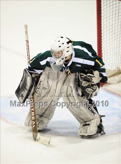 Thumbnail 2 in Hamden vs. Fairfield Prep (CIAC Division 1 Final) photogallery.