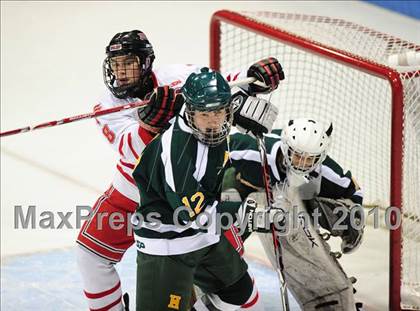 Thumbnail 1 in Hamden vs. Fairfield Prep (CIAC Division 1 Final) photogallery.