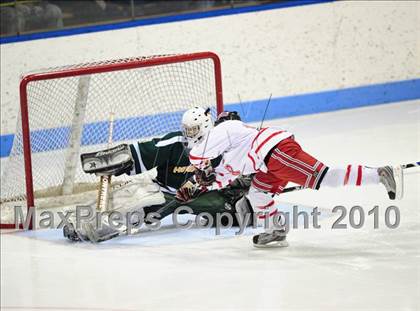Thumbnail 3 in Hamden vs. Fairfield Prep (CIAC Division 1 Final) photogallery.