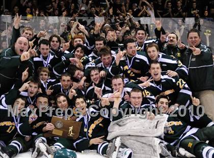 Thumbnail 3 in Hamden vs. Fairfield Prep (CIAC Division 1 Final) photogallery.