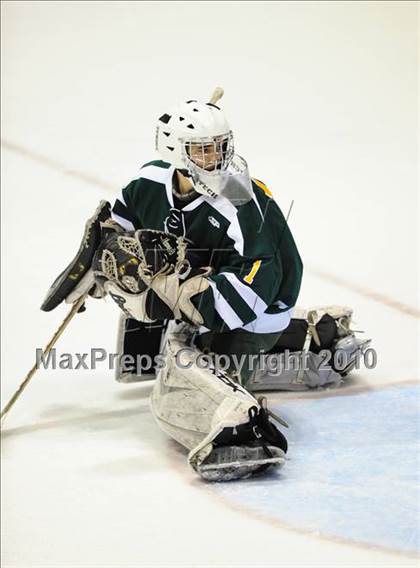 Thumbnail 2 in Hamden vs. Fairfield Prep (CIAC Division 1 Final) photogallery.