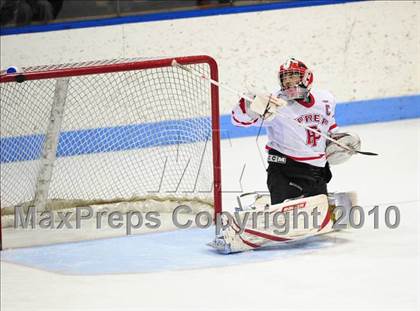 Thumbnail 3 in Hamden vs. Fairfield Prep (CIAC Division 1 Final) photogallery.