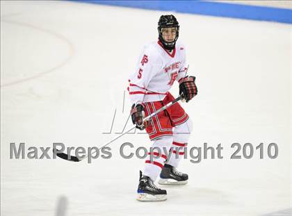 Thumbnail 3 in Hamden vs. Fairfield Prep (CIAC Division 1 Final) photogallery.