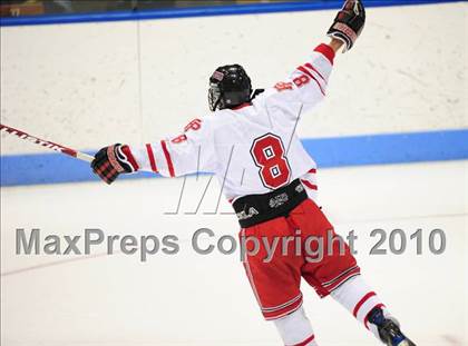 Thumbnail 3 in Hamden vs. Fairfield Prep (CIAC Division 1 Final) photogallery.