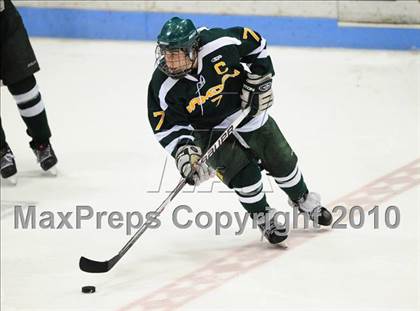 Thumbnail 3 in Hamden vs. Fairfield Prep (CIAC Division 1 Final) photogallery.