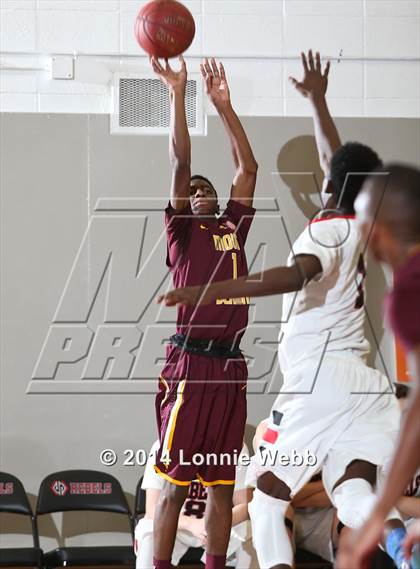 Thumbnail 1 in Mt. Vernon vs Jasper Place (REB Invitational) photogallery.