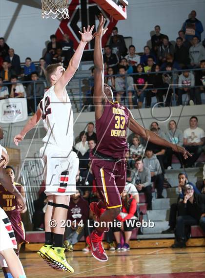 Thumbnail 1 in Mt. Vernon vs Jasper Place (REB Invitational) photogallery.