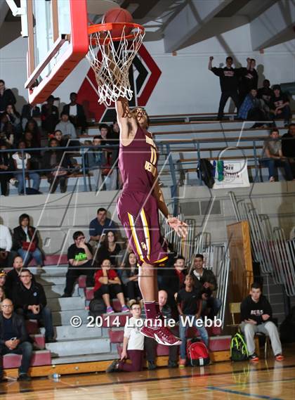 Thumbnail 3 in Mt. Vernon vs Jasper Place (REB Invitational) photogallery.