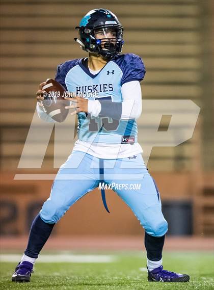Thumbnail 2 in Chapin @ Amarillo (UIL 5A Bi-District Playoff) photogallery.