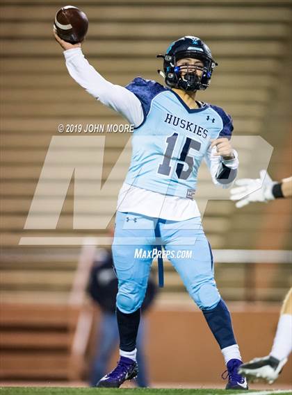 Thumbnail 1 in Chapin @ Amarillo (UIL 5A Bi-District Playoff) photogallery.