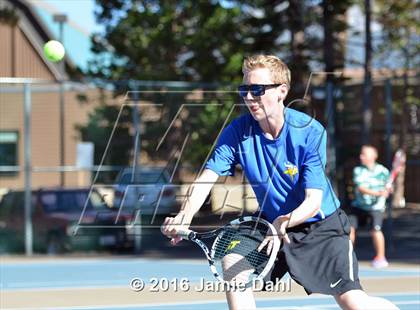 Thumbnail 1 in Incline @ South Tahoe photogallery.