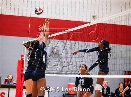 Thumbnail 1 in Little Elm vs  Lone Star (Argyle Tournament) photogallery.