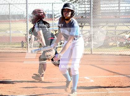 Thumbnail 3 in Cimarron-Memorial vs Centennial photogallery.
