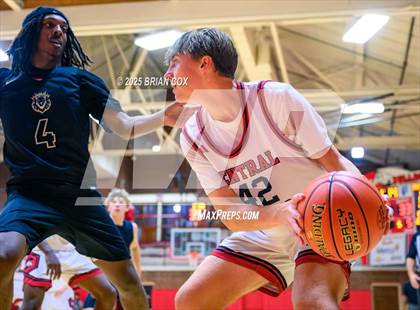 Thumbnail 1 in JV: Link Academy @ Central photogallery.