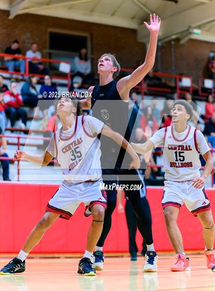 Thumbnail 2 in JV: Link Academy @ Central photogallery.