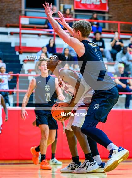 Thumbnail 1 in JV: Link Academy @ Central photogallery.