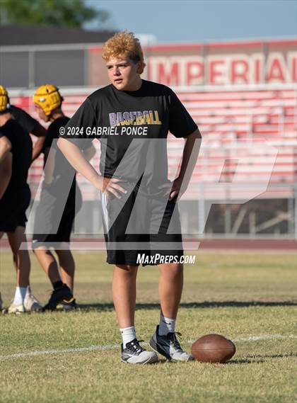 Thumbnail 1 in Holtville vs Southwest EC (7 on 7) photogallery.