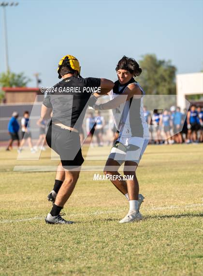 Thumbnail 3 in Holtville vs Southwest EC (7 on 7) photogallery.