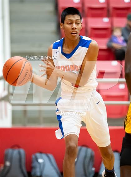 Thumbnail 2 in Slidell vs Western Hills (Bank of Mineral Wells Mountaineer Classic) photogallery.