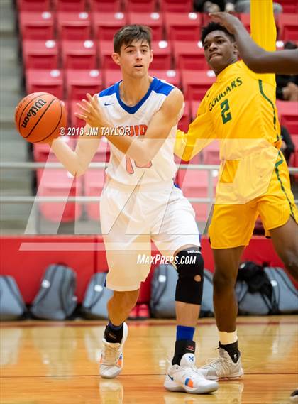 Thumbnail 1 in Slidell vs Western Hills (Bank of Mineral Wells Mountaineer Classic) photogallery.