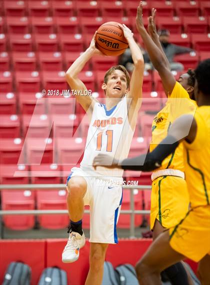 Thumbnail 3 in Slidell vs Western Hills (Bank of Mineral Wells Mountaineer Classic) photogallery.