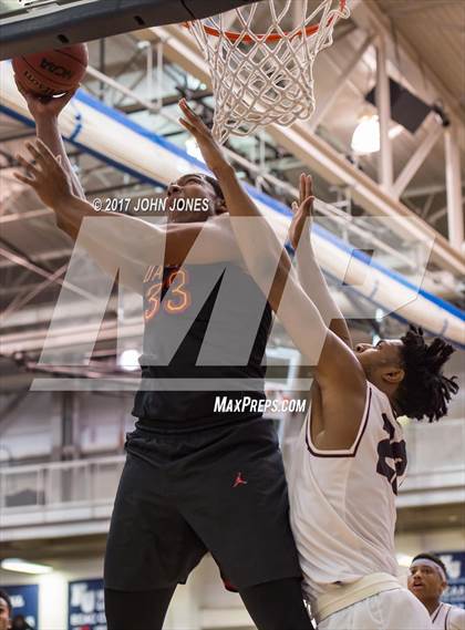 Thumbnail 2 in Oak Hill Academy vs. St. Benedict's Prep (Metro Classic) photogallery.