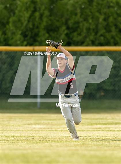 Thumbnail 3 in Dover @ Winnacunnet (NHIAA Division 1 Preliminary Round) photogallery.