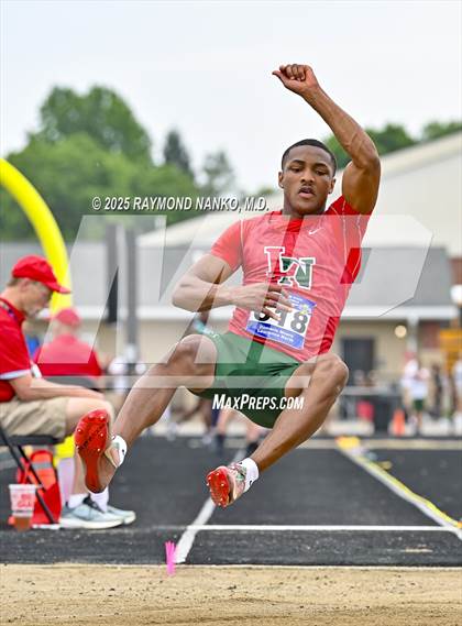 Thumbnail 3 in IHSAA Finals (Long Jump) photogallery.
